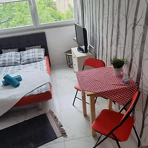  Apartament Night Host Robotnicza